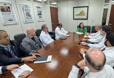 Medical center radiologists and evms physicians meet with a legislator during the acr annual meeting to discuss advocacy initiatives.